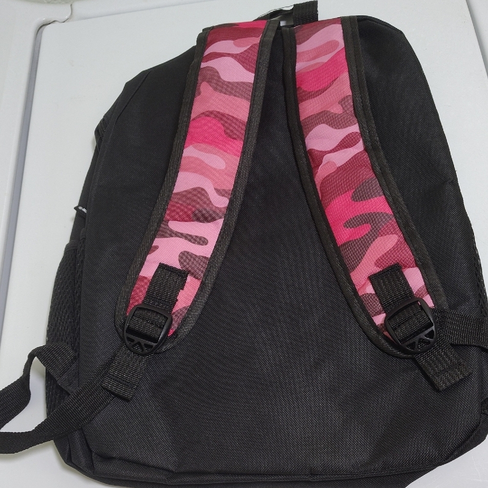 Pink Camo Backpack - Picture 2 of 2